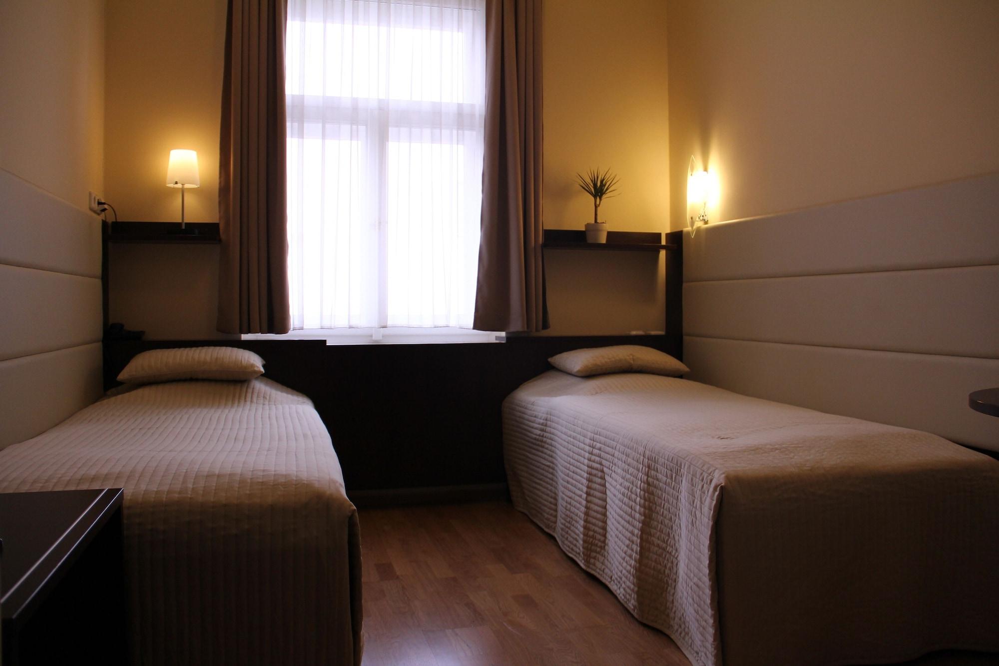 Hotel Unique Прага Екстериор снимка